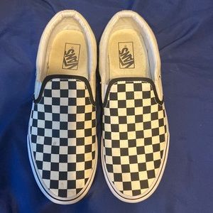 Size 10 in Mens, Black and White Checkered VANS